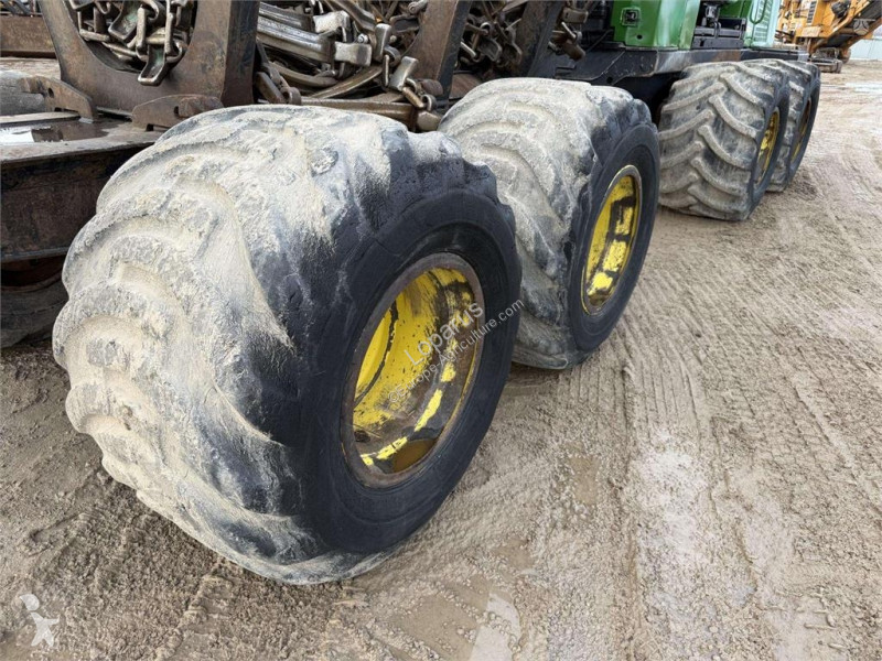 Skogsbruksmaterial John Deere 810 E WINCH + TRACKS