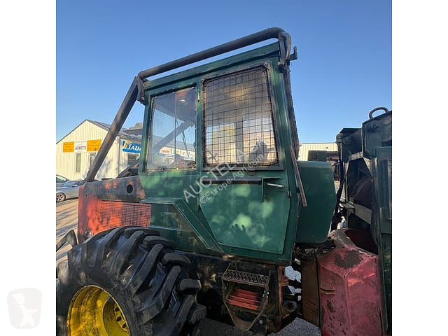 Matériel forestier Massey Ferguson MF1200