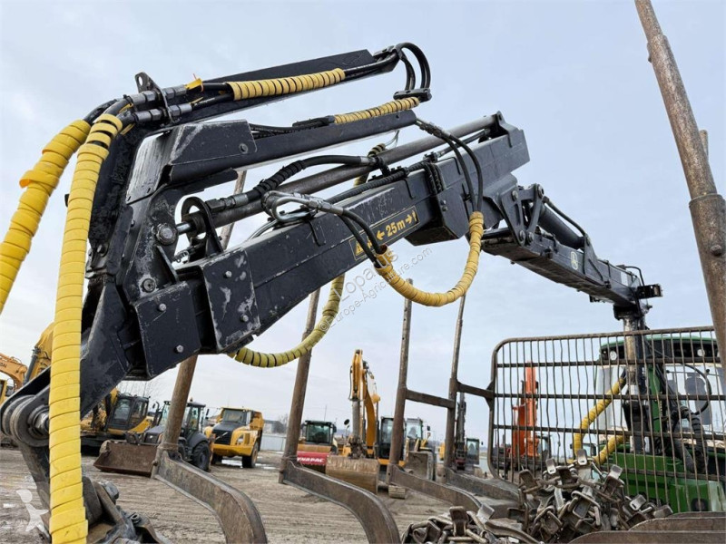 Skogsbruksmaterial John Deere 810 E WINCH + TRACKS