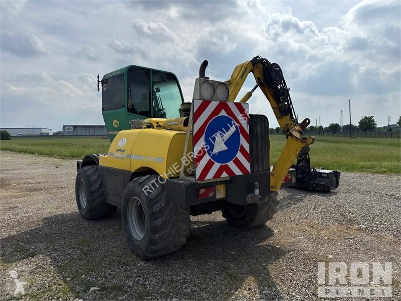 ILFS1500 4x4x4 Telescopic Boom Mulcher Tractor...