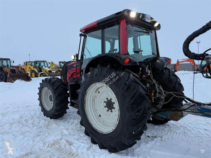 Material forestal Valtra N121H + Vreten 1400...