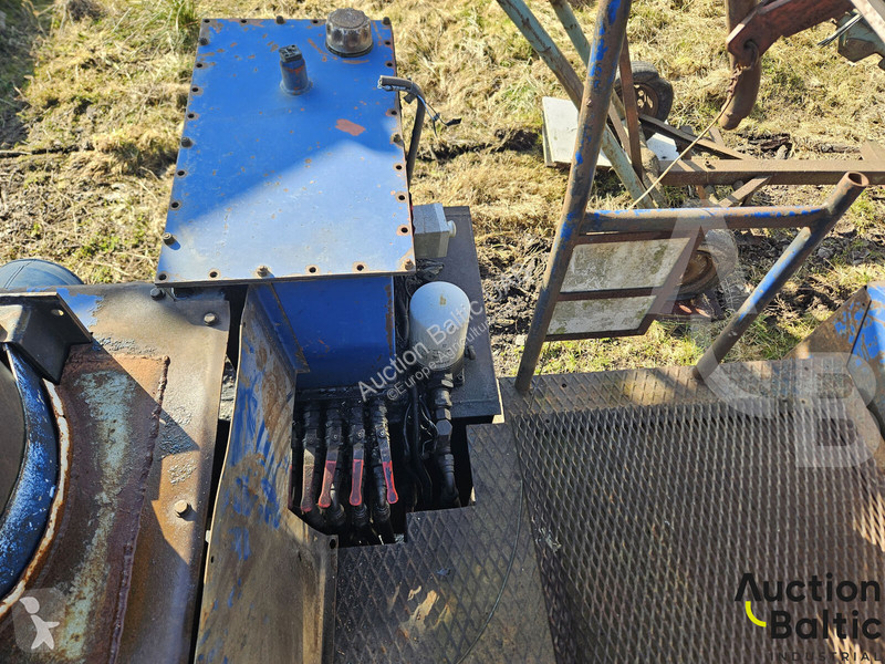 Material forestal  crusher