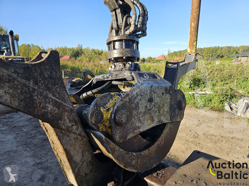Matériel forestier Valtra N154E