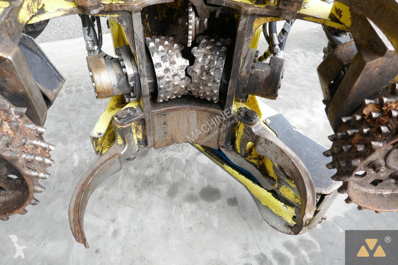 Material florestal John Deere 1270E