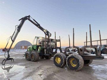 John Deere forestry equipment