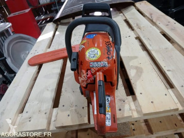 Chainsaw