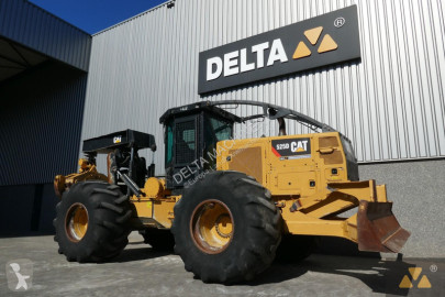 Skidder Caterpillar