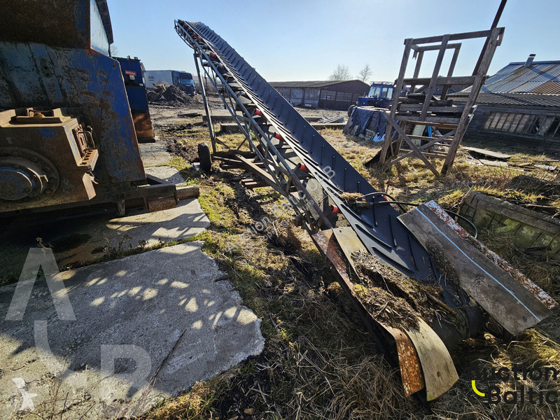 Material forestal  crusher