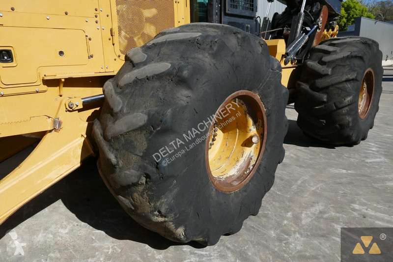 Material forestal Caterpillar 525D