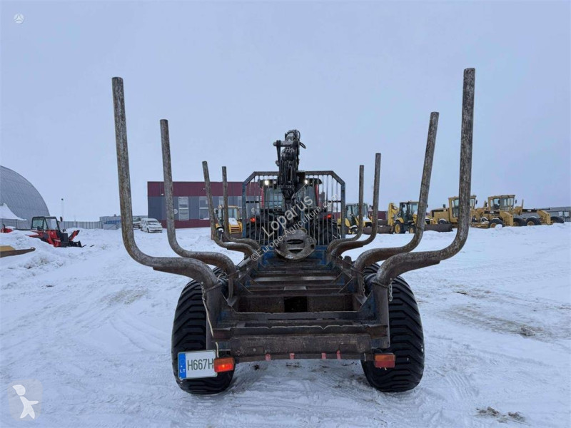 Skogsbruksmaterial Valtra N121H + Vreten 1400...