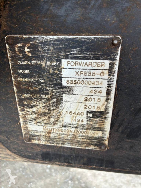 Material florestal Komatsu 835