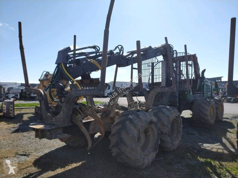 Lesnícky stroj John Deere 1210E