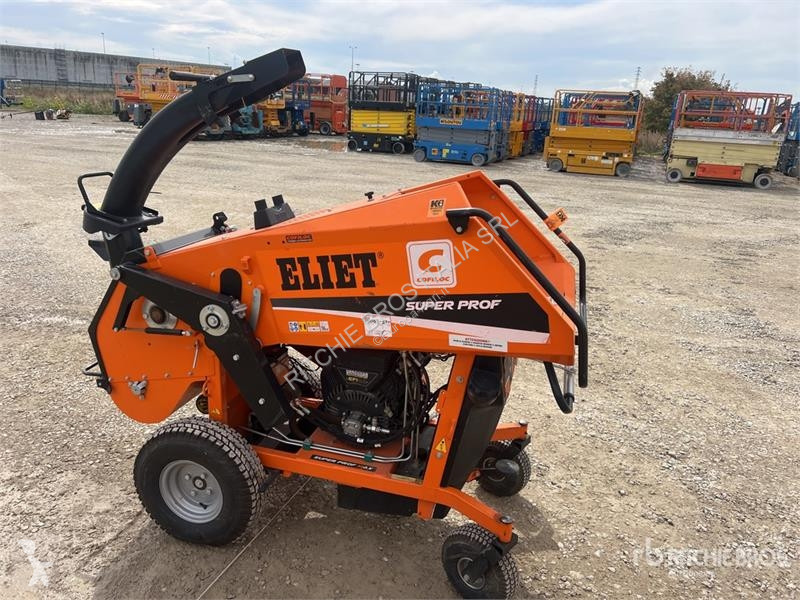 Eliet Super Prof 2015 Max Wood Chipper forestry...