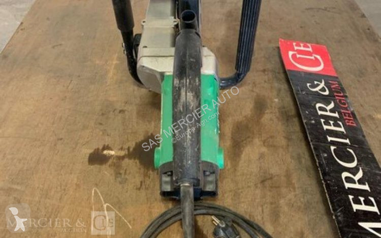 Material forestal Hitachi tronconneuse a materiaux