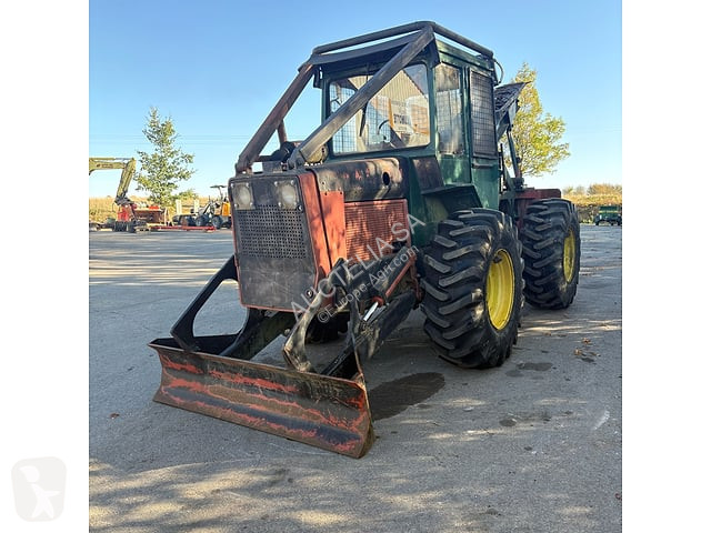 Matériel forestier Massey Ferguson MF1200