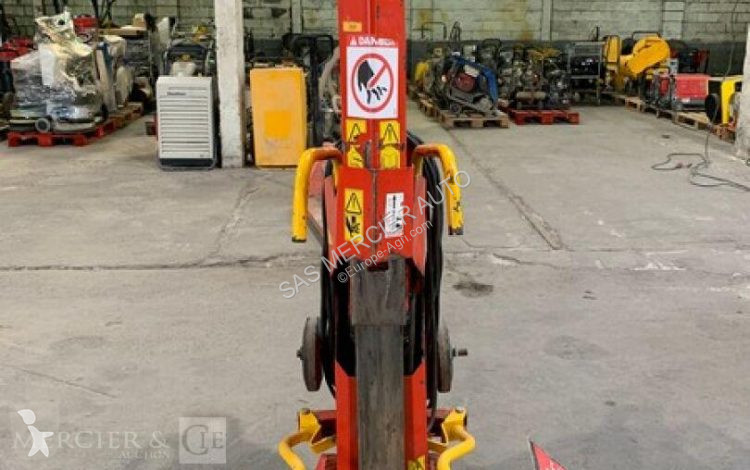 Lesnická technika Rabaud fendeuse de buches...