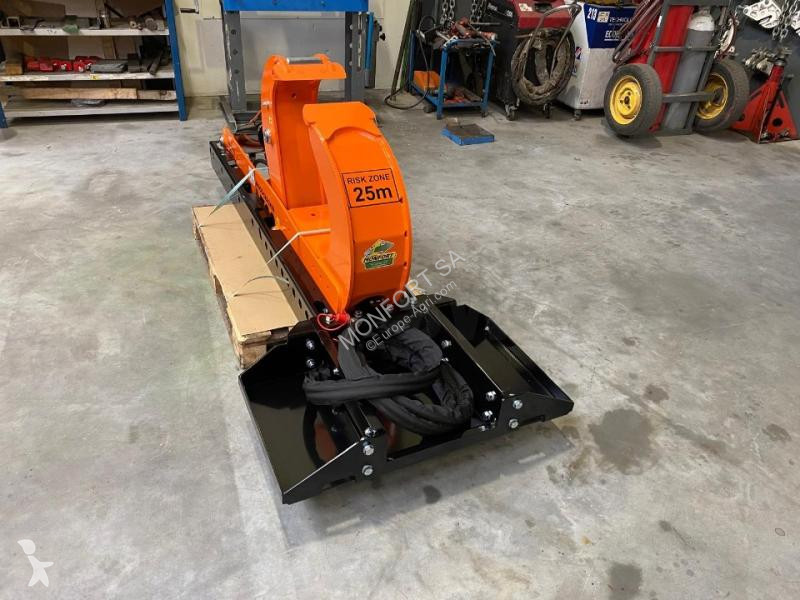 Bosbouwmachines Westtech  L700 avec support