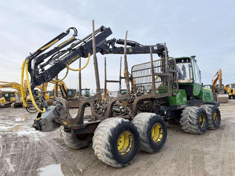 Skogsbruksmaterial John Deere 810 E WINCH + TRACKS