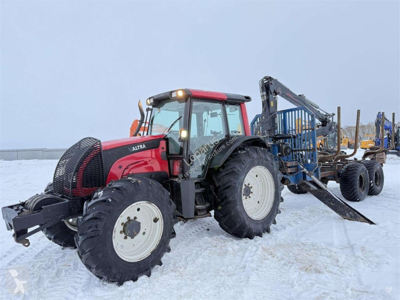 Skogsbruksmaterial Valtra N121H + Vreten 1400...