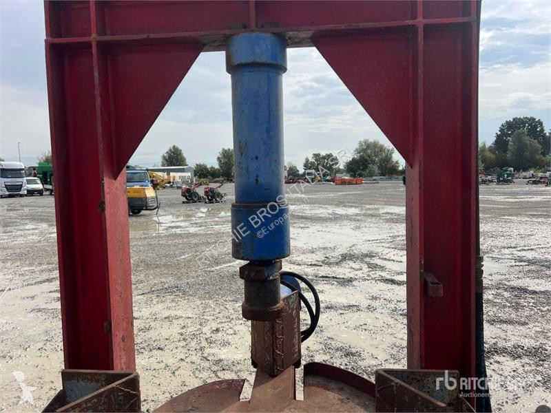 Electric Log Splitter forestry equipment