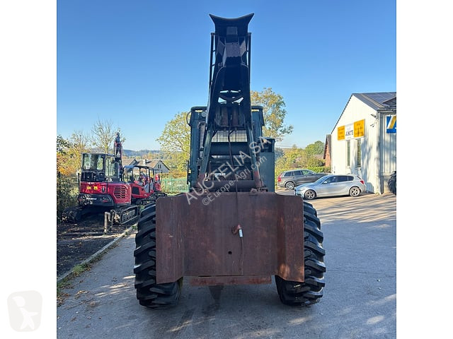 Matériel forestier Massey Ferguson MF1200