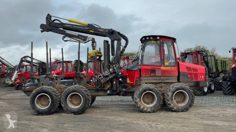 Material florestal Komatsu 835