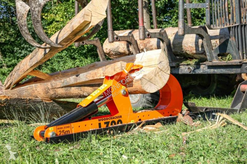 Bosbouwmachines Westtech  L700 avec support
