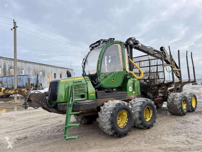 Skogsbruksmaterial John Deere 810 E WINCH + TRACKS