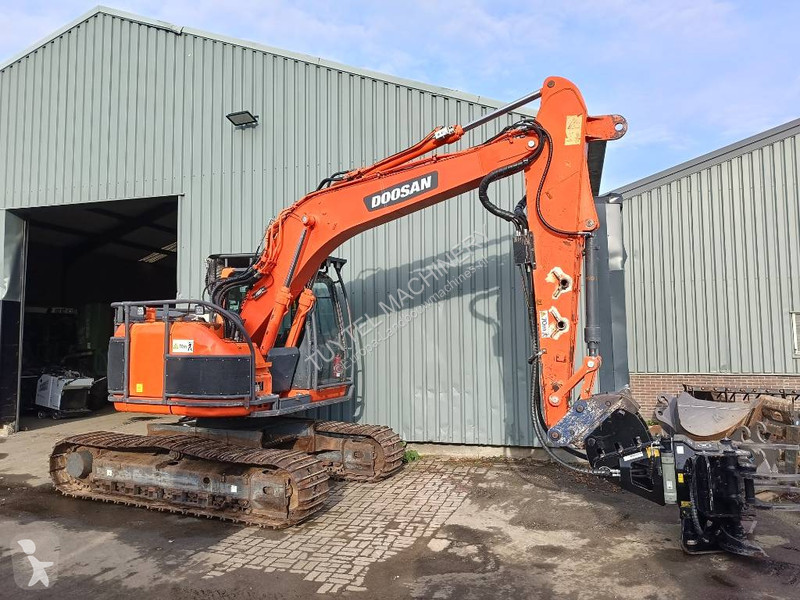 Excavadora Doosan DX 140 LCR harvester...