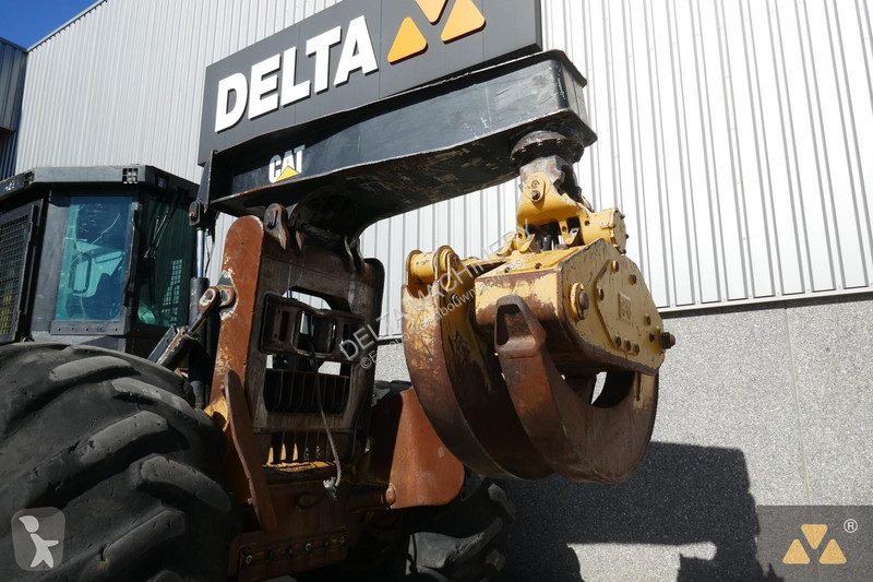 Material forestal Caterpillar 525D