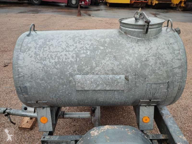 Förvaring   500 LITRES A EAU