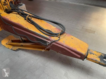 Agricultural conveyor