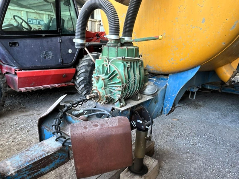 Spredning   12000L Tonne à eau