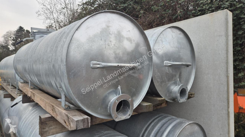Stockage   Keine Angabe WASSERFASSS 800L...