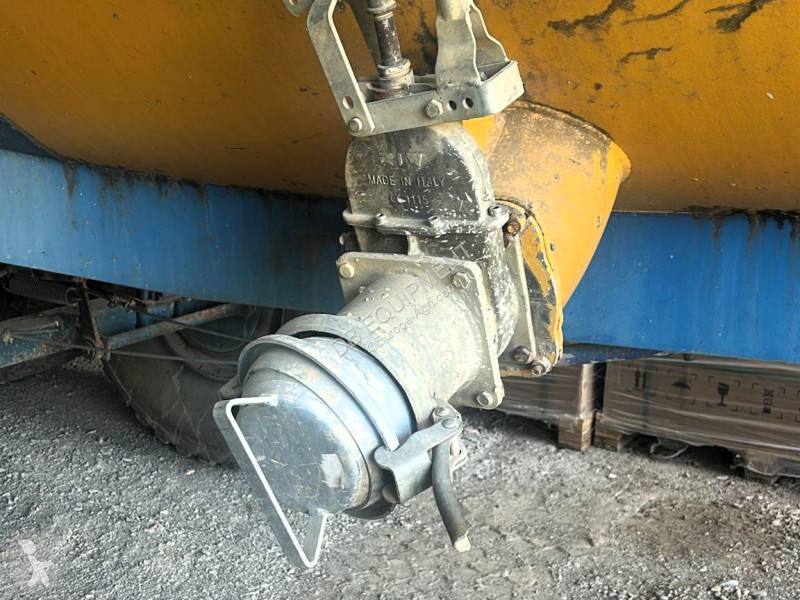 Spredning   12000L Tonne à eau