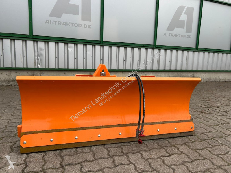 Zonas verdes jardins SRM-FB 150