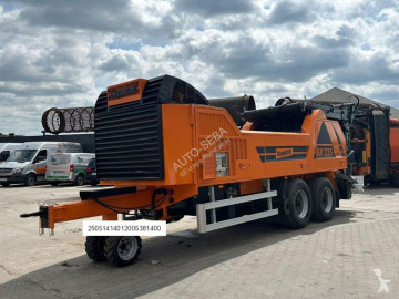 Doppstadt Wood chipper