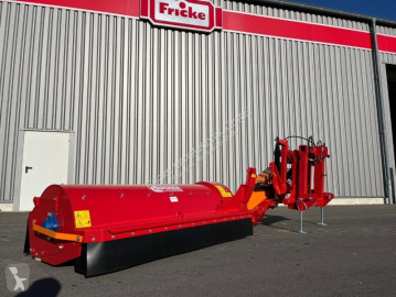New Dücker Wood chipper