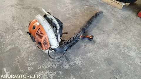 Souffleur à feuilles