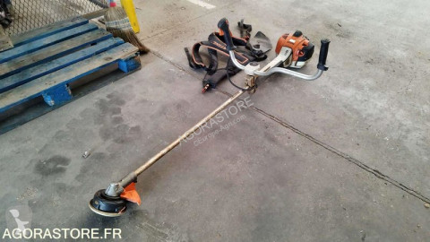 Strimmer landscaping equipment