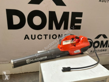 Husqvarna leaf blower