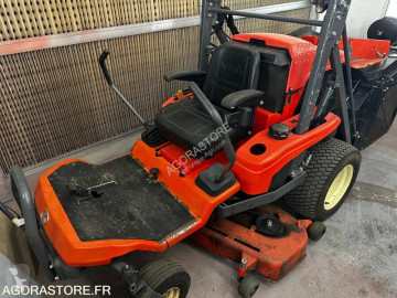 Corta relvas Kubota