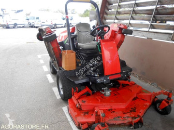 Trávníkový žací stroj