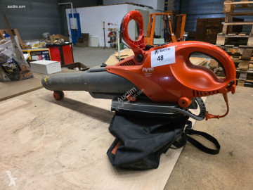 Leaf blower