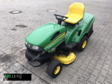 Zonas verdes Cortacéspede John Deere LR 135