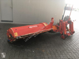 Zonas verdes Dücker USM 18 Trituradora de eje horizontal usada