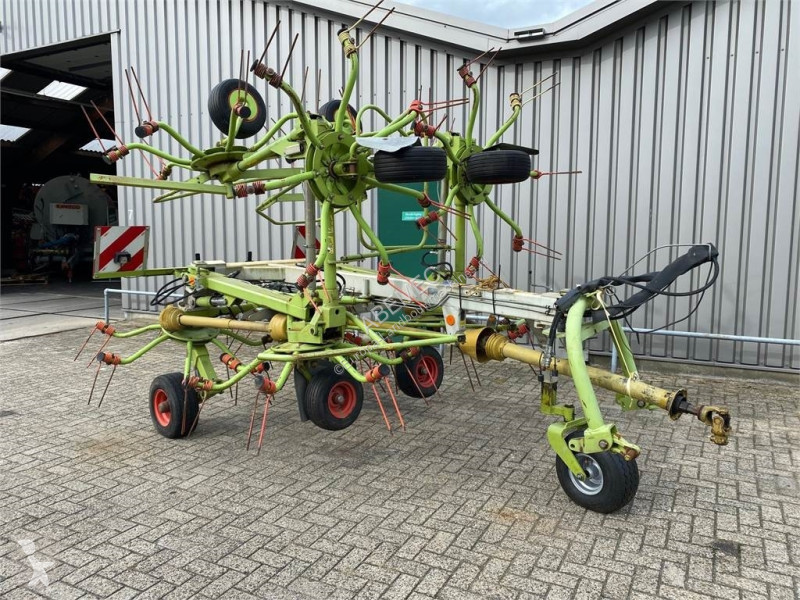 Zonas verdes Claas volto 1050T