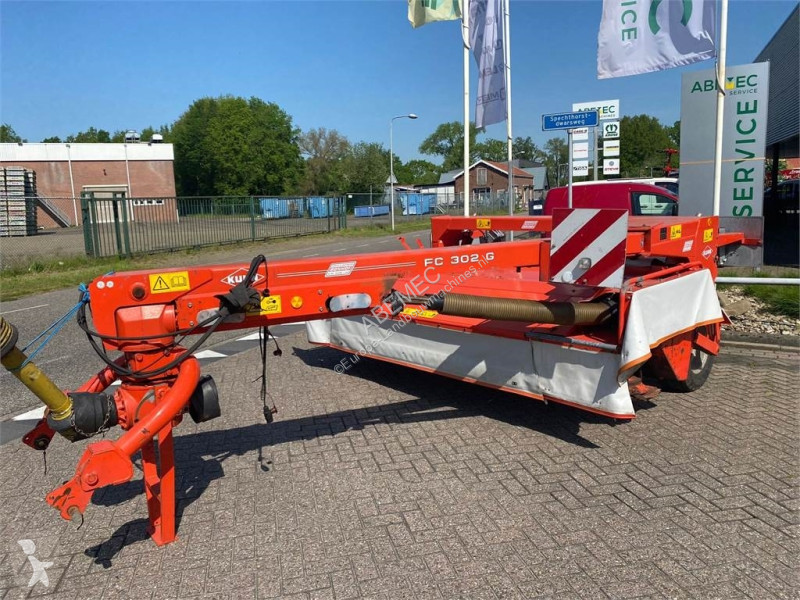 Zonas verdes Kuhn FC 302 G getrokken maaier