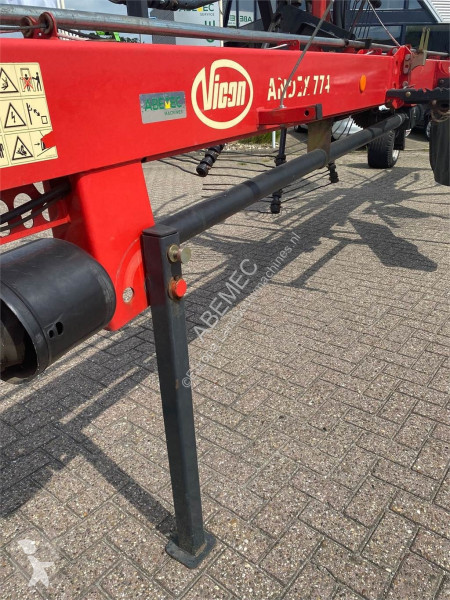 Zonas verdes jardins Vicon andex 774