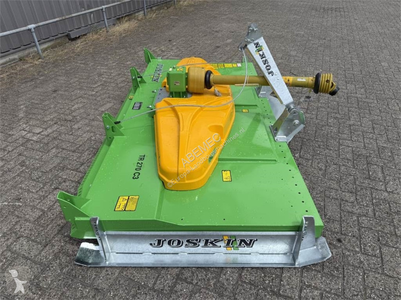 Zonas verdes jardins Joskin TR 270 C3